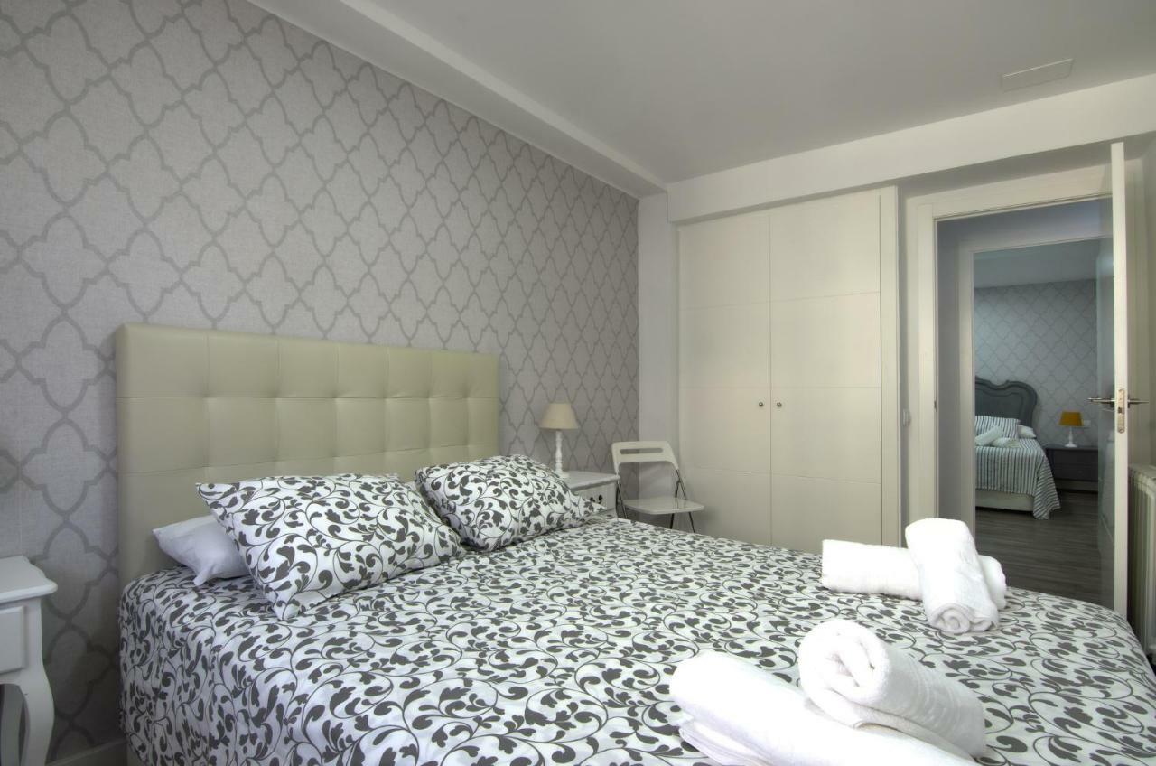 Apartment Ronda Sant Antoni Girona Zewnętrze zdjęcie